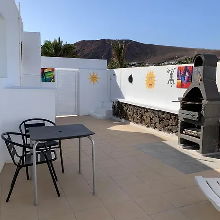 Apartamento Artsy Casa Timanfaya, Playa Blanca (Lanzarote)