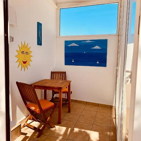 Artsy Casa Timanfaya, Playa Blanca (Lanzarote)